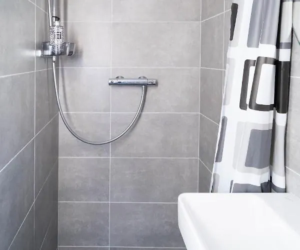 בית הארחה Am Bahnhof נורטינגן