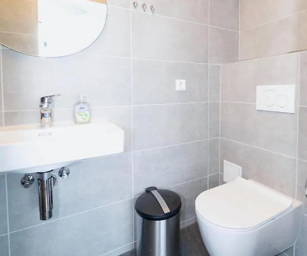 בית הארחה Am Bahnhof 3*